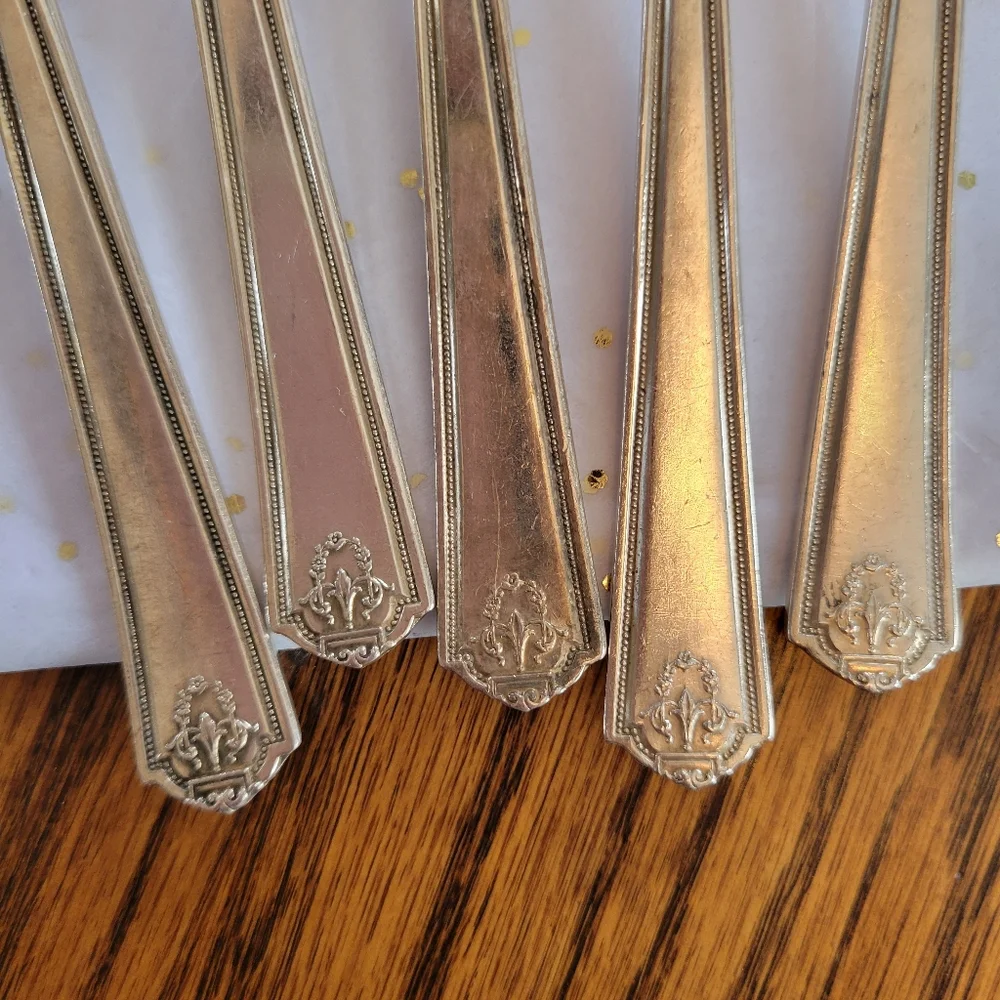 Vintage Silverplate Flatware Bundle 5 Forks 2 Long Spoons 1 Spreader